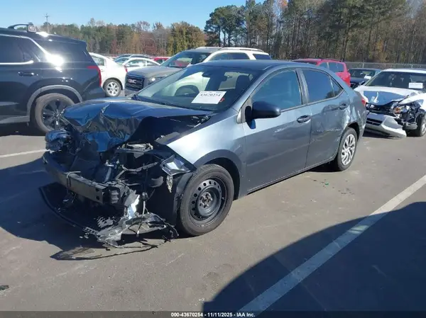 2T1BURHE7KC201310 2019 TOYOTA COROLLA - Image 2