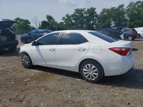 2T1BURHE7KC204112 2019 TOYOTA COROLLA - Image 2