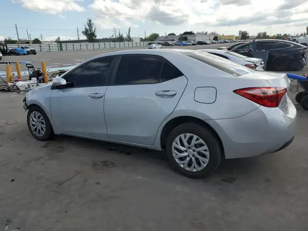 2T1BURHE7KC207849 2019 TOYOTA COROLLA - Image 2