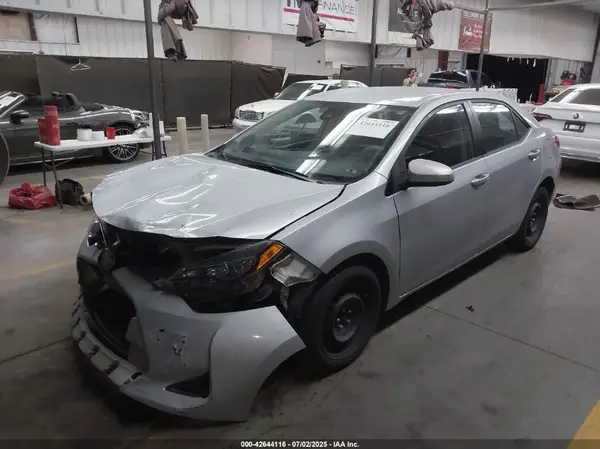 2T1BURHE7KC211769 2019 TOYOTA COROLLA - Image 2