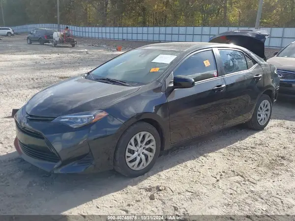 2T1BURHE7KC214218 2019 TOYOTA COROLLA - Image 2