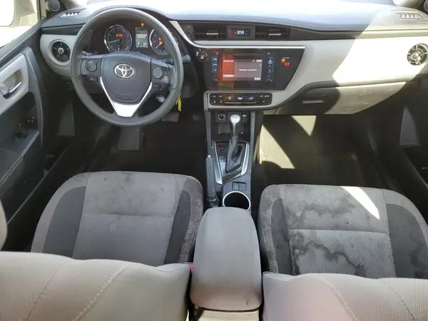 2T1BURHE7KC214221 2019 TOYOTA COROLLA - Image 8