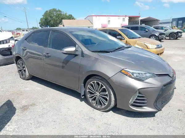 2T1BURHE7KC216261 2019 TOYOTA COROLLA - Image 1