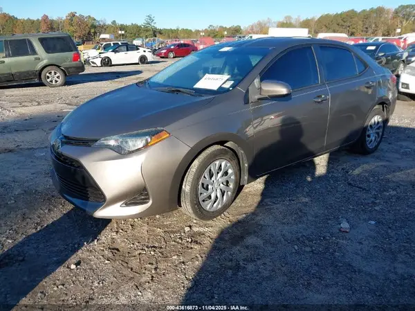 2T1BURHE7KC217104 2019 TOYOTA COROLLA - Image 2