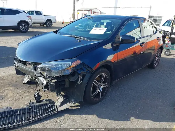 2T1BURHE7KC218740 2019 TOYOTA COROLLA - Image 2
