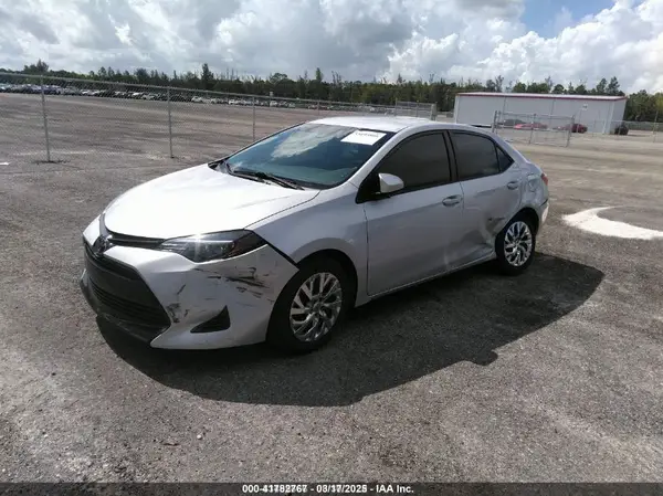 2T1BURHE7KC224103 2019 TOYOTA COROLLA - Image 2