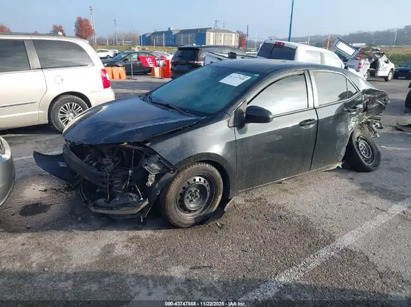2T1BURHE7KC225395 2019 TOYOTA COROLLA - Image 2