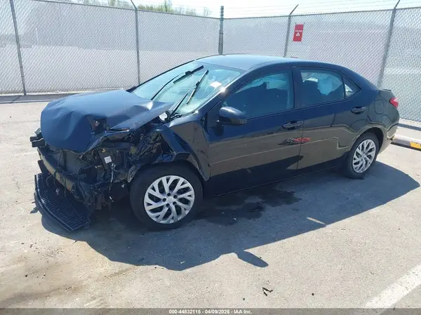 2T1BURHE7KC226241 2019 TOYOTA COROLLA - Image 2