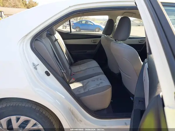 2T1BURHE7KC235215 2019 TOYOTA COROLLA - Image 8
