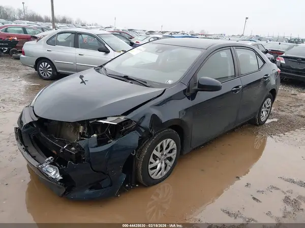 2T1BURHE7KC236686 2019 TOYOTA COROLLA - Image 2