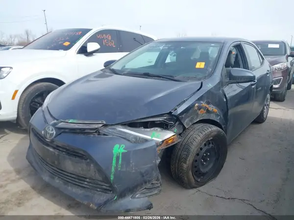 2T1BURHE7KC237417 2019 TOYOTA COROLLA - Image 2