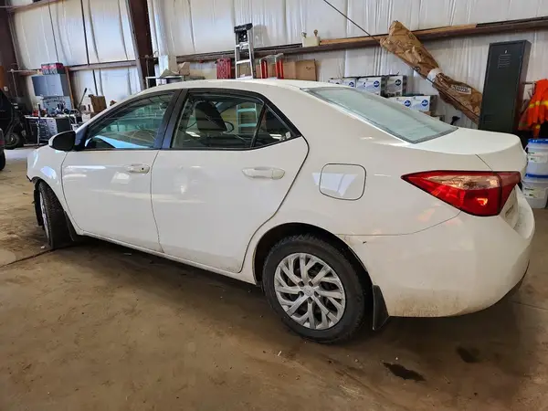 2T1BURHE7KC244786 2019 TOYOTA COROLLA - Image 2