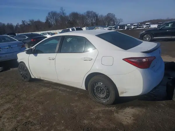 2T1BURHE7KC245503 2019 TOYOTA COROLLA - Image 2