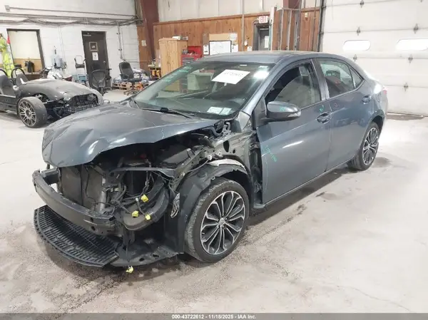 2T1BURHE8GC504085 2016 TOYOTA COROLLA - Image 2
