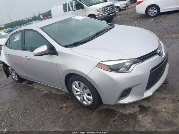 2T1BURHE8GC622668 2016 TOYOTA COROLLA - Image 1