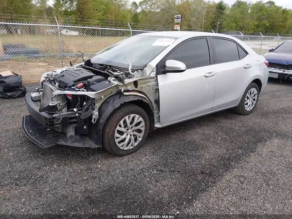 2T1BURHE8HC747638 2017 TOYOTA COROLLA - Image 2