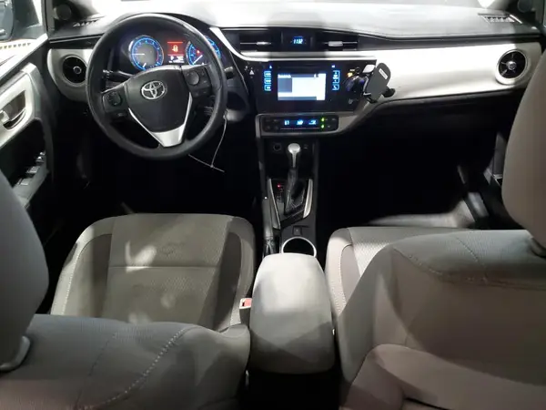 2T1BURHE8HC752399 2017 TOYOTA COROLLA - Image 8