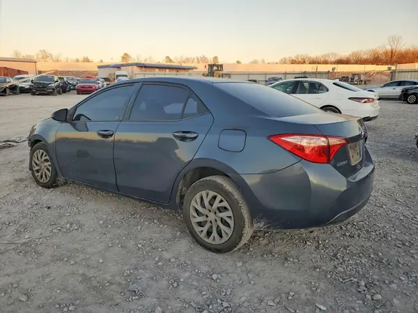 2T1BURHE8HC754962 2017 TOYOTA COROLLA - Image 2