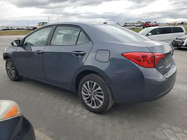 2T1BURHE8HC757635 2017 TOYOTA COROLLA - Image 2