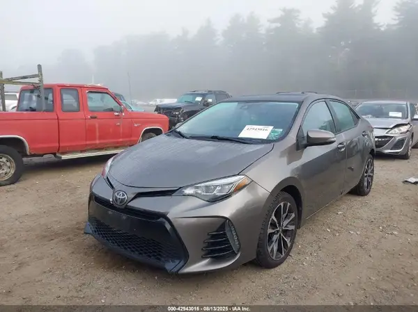 2T1BURHE8HC759000 2017 TOYOTA COROLLA - Image 2