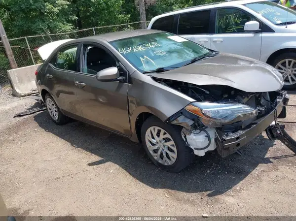 2T1BURHE8HC759644 2017 TOYOTA COROLLA - Image 1