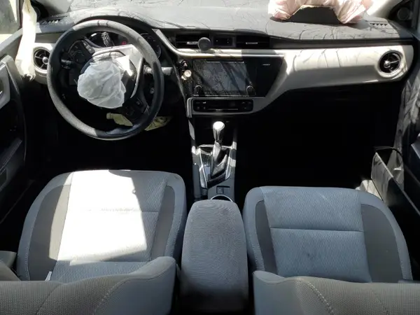 2T1BURHE8HC765945 2017 TOYOTA COROLLA - Image 8