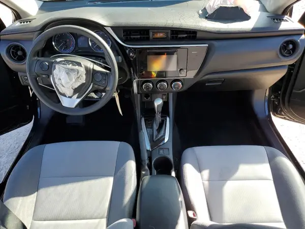 2T1BURHE8HC775844 2017 TOYOTA COROLLA - Image 8
