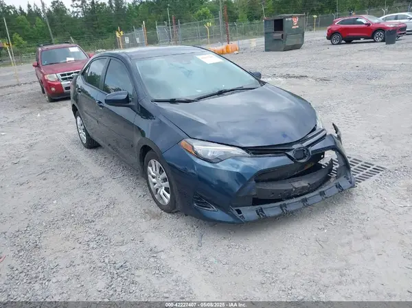 2T1BURHE8HC780137 2017 TOYOTA COROLLA - Image 1