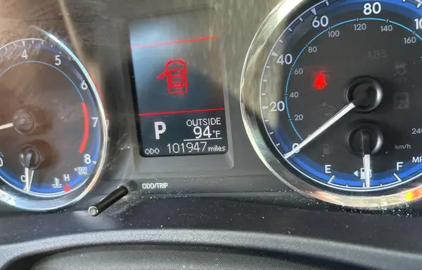 2T1BURHE8HC784303 2017 TOYOTA COROLLA - Image 8