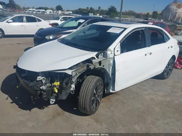 2T1BURHE8HC785810 2017 TOYOTA COROLLA - Image 2