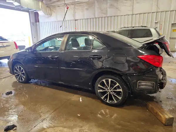 2T1BURHE8HC797813 2017 TOYOTA COROLLA - Image 2