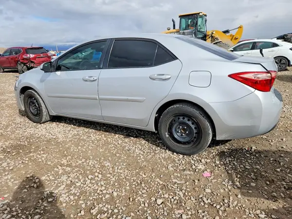 2T1BURHE8HC797827 2017 TOYOTA COROLLA - Image 2