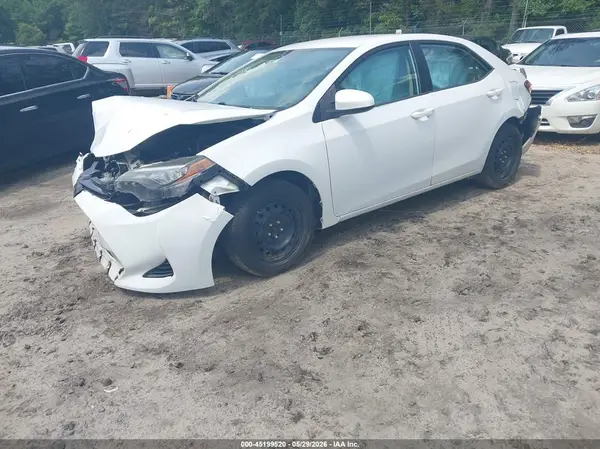 2T1BURHE8HC800712 2017 TOYOTA COROLLA - Image 2