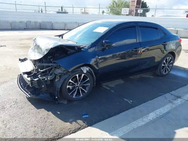 2T1BURHE8HC804498 2017 TOYOTA COROLLA - Image 2