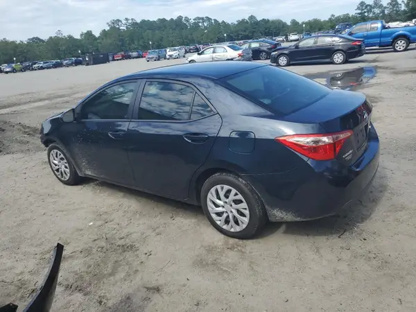 2T1BURHE8HC804646 2017 TOYOTA COROLLA - Image 2