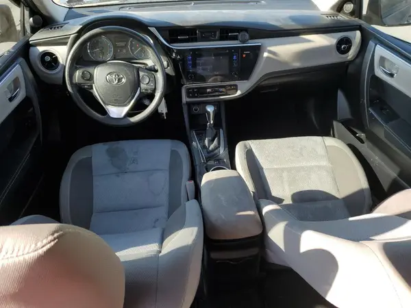 2T1BURHE8HC805327 2017 TOYOTA COROLLA - Image 8