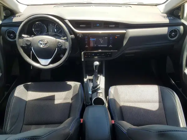 2T1BURHE8HC806784 2017 TOYOTA COROLLA - Image 8