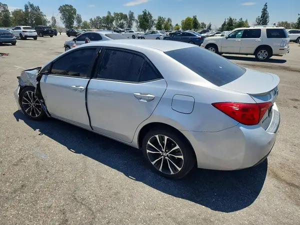 2T1BURHE8HC808163 2017 TOYOTA COROLLA - Image 2