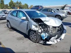 2T1BURHE8HC808213 2017 TOYOTA COROLLA