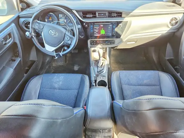 2T1BURHE8HC810480 2017 TOYOTA COROLLA - Image 8