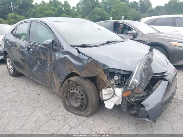 2T1BURHE8HC811693 2017 TOYOTA COROLLA - Image 1