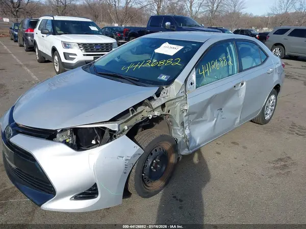 2T1BURHE8HC814481 2017 TOYOTA COROLLA - Image 2