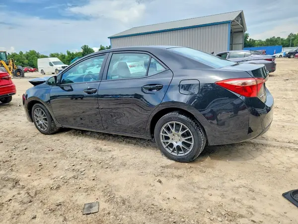 2T1BURHE8HC814707 2017 TOYOTA COROLLA - Image 2