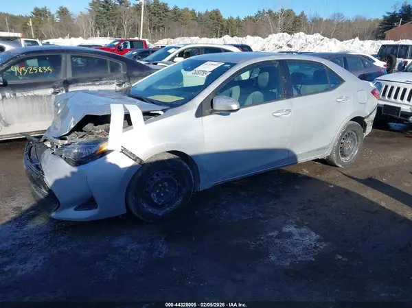 2T1BURHE8HC823651 2017 TOYOTA COROLLA - Image 2