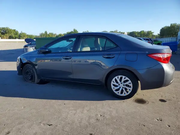 2T1BURHE8HC827019 2017 TOYOTA COROLLA - Image 2