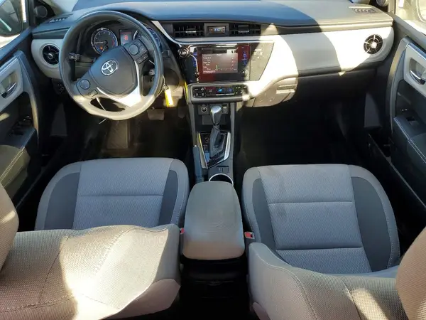 2T1BURHE8HC827019 2017 TOYOTA COROLLA - Image 8