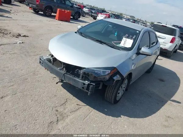 2T1BURHE8HC829031 2017 TOYOTA COROLLA - Image 2