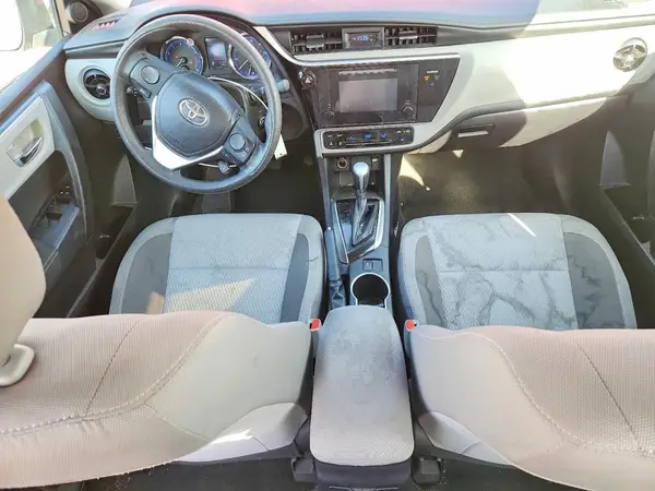 2T1BURHE8HC833242 2017 TOYOTA COROLLA - Image 8