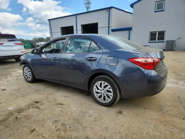 2T1BURHE8HC844239 2017 TOYOTA COROLLA - Image 2