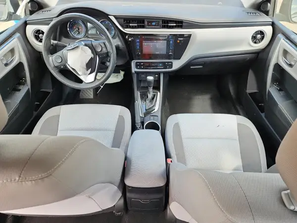 2T1BURHE8HC844239 2017 TOYOTA COROLLA - Image 8